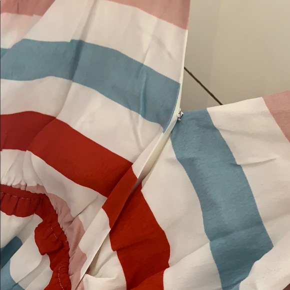 lovers + friends malia ruffle romper Sz small Marked at lowest Price - Picture 7 of 8